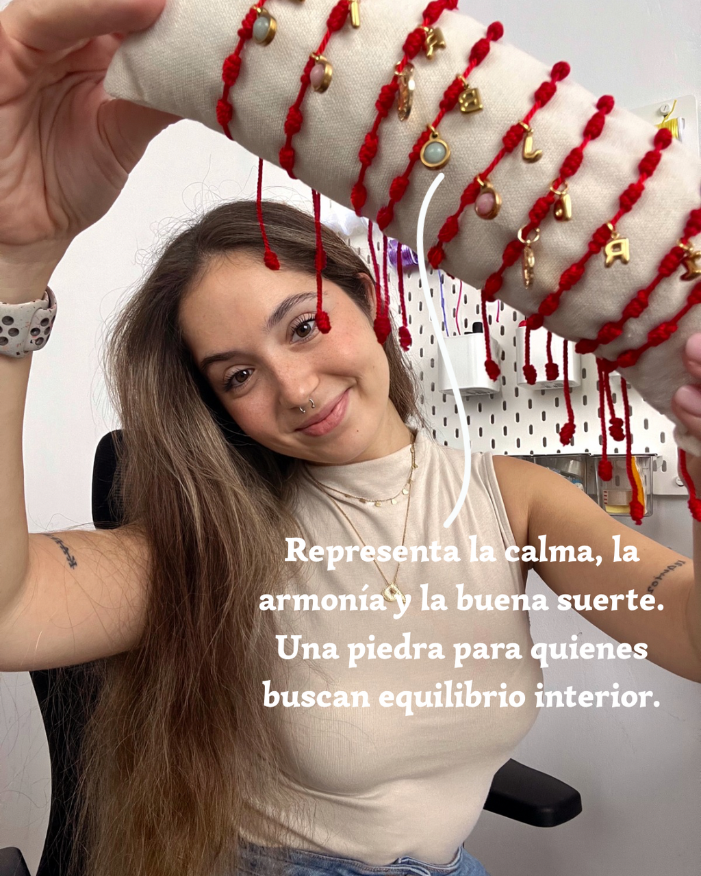 Pulsera Inicial con piedra Jade - Cuerda Roja